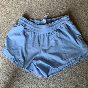 Lululemon Hotty Hot LR Short 4” sz 8 Blue all New